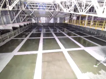 Módulos de FRP instalados en la nave de proceso