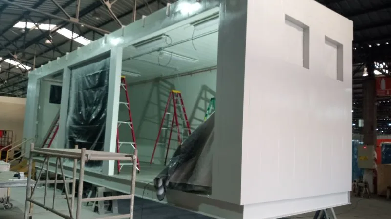 Estructura de una sala eléctrica modular en fabricación